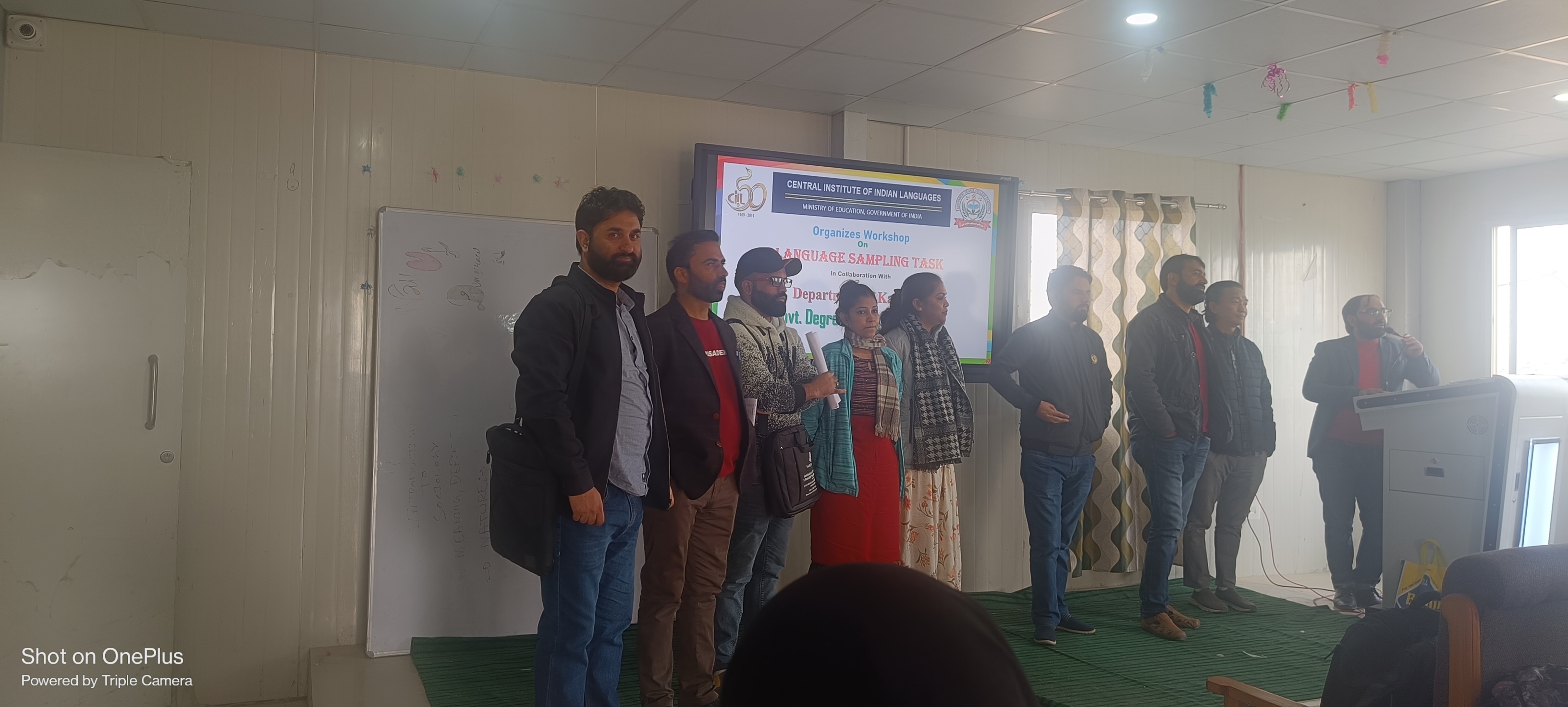 Fieldwork on Kashmiri from November , 2023 in Dept. of Kashmir, Govt. Degree College Chadoora.